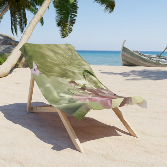 Floral Beach Towel - Elegant Pink Design for Summer Relaxation